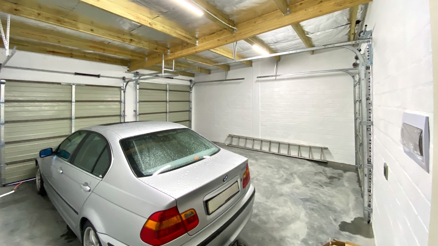 2 Bedroom Property for Sale in Laaiplek Western Cape